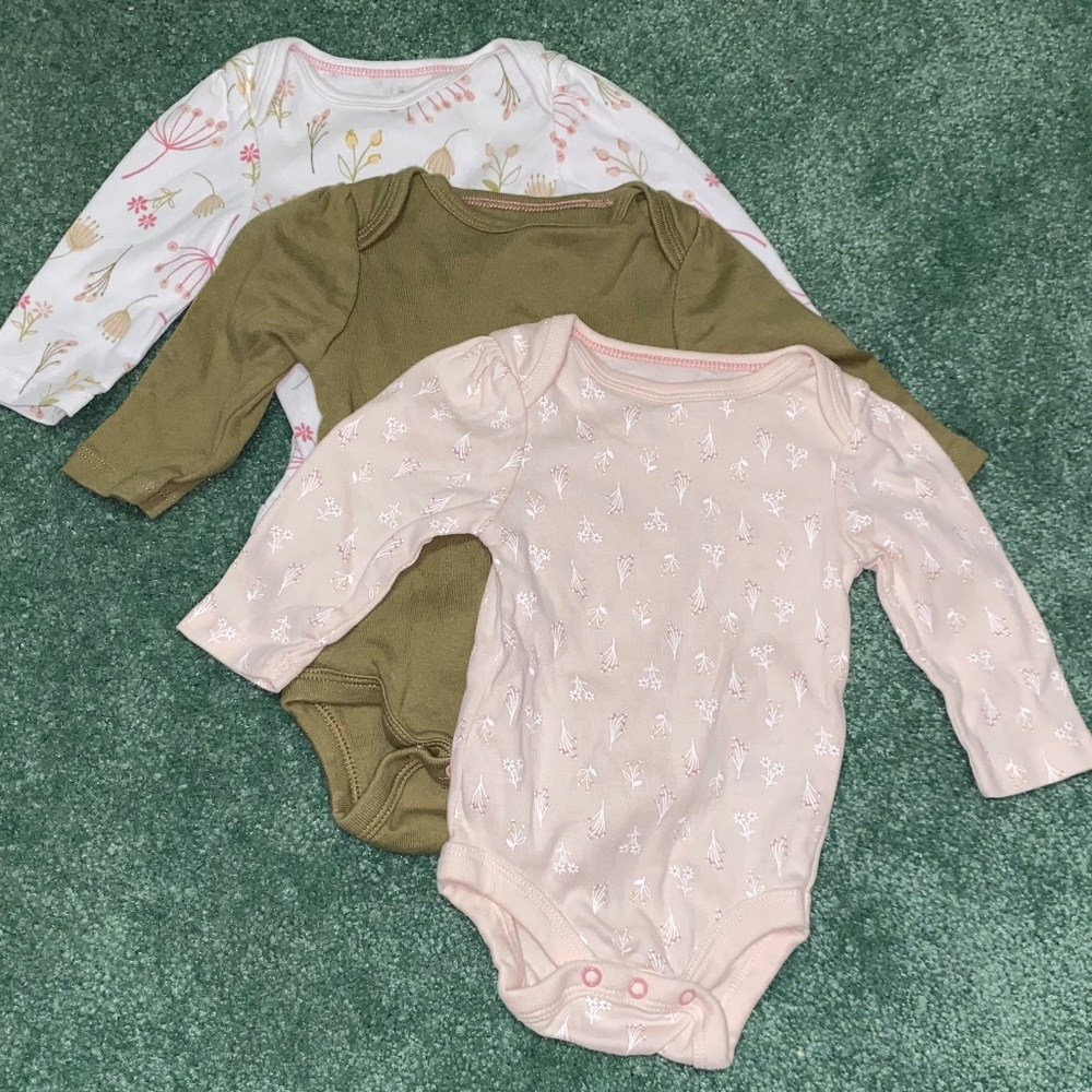 Cloud Island 0-3 months baby girl long sleeve onesie bundle